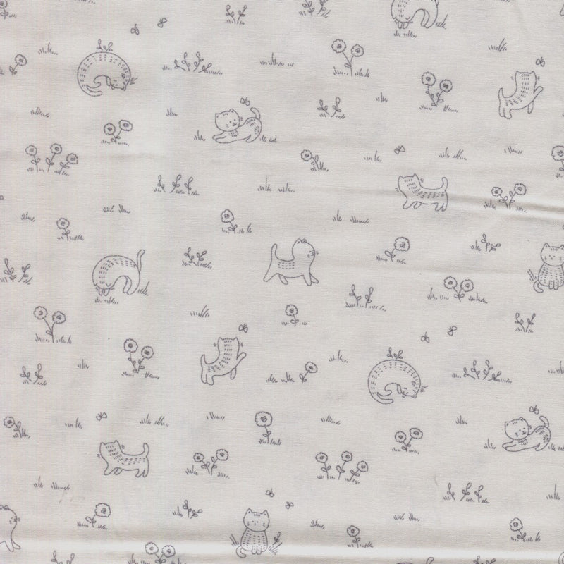 Kitten Fun- 1/2 yard- #1327D